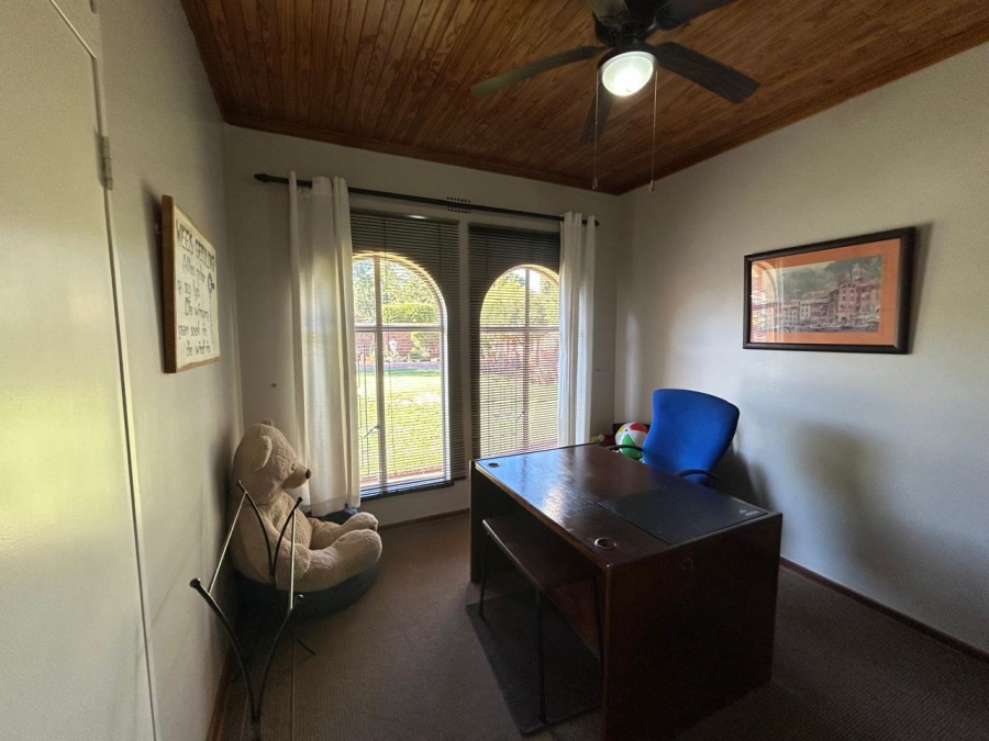 4 Bedroom Property for Sale in Monument Heights Northern Cape